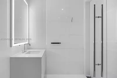 300 Biscayne Boulevard #4808W, Miami, FL 33131 - Photo 23