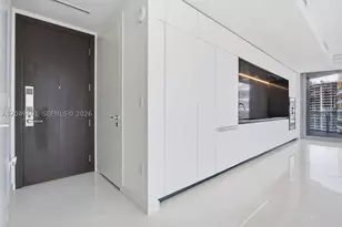 300 Biscayne Blvd, Miami, FL 33131 - Photo 3