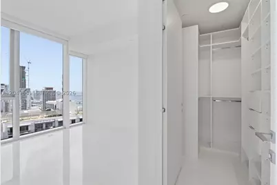 300 Biscayne Boulevard #4808W, Miami, FL 33131 - Photo 11