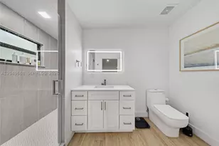 180 SW 38th, Miami, FL 33134 - Photo 13
