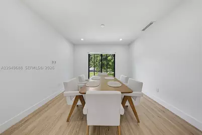 180 SW 38th, Miami, FL 33134 - Photo 9