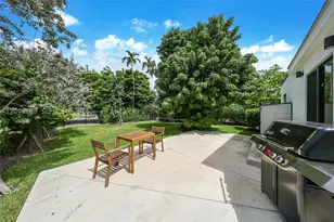 180 SW 38th, Miami, FL 33134 - Photo 19