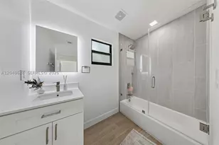 180 SW 38th, Miami, FL 33134 - Photo 11