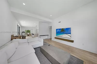 180 SW 38th, Miami, FL 33134 - Photo 3