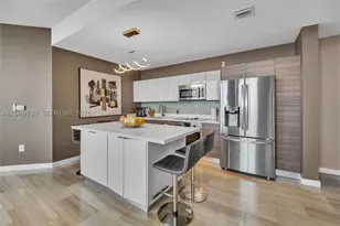 1010 SW 2nd, Miami, FL 33130 - Photo 11