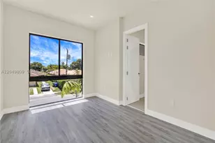 2889 SW 35, Miami, FL 33133 - Photo 19