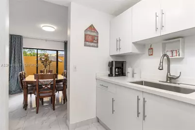 1580 NW 93rd #300, Pembroke Pines, FL 33024 - Photo 17