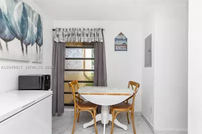 1580 NW 93rd #300, Pembroke Pines, FL 33024 - Photo 15