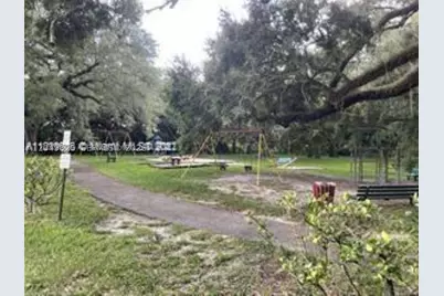 9441 Live Oak #209, Davie, FL 33324 - Photo 31