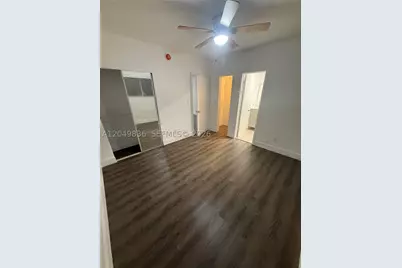 469 SW 3rd #9, Miami, FL 33130 - Photo 5