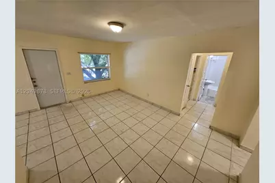 822 SW 31st #822, Miami, FL 33135 - Photo 3