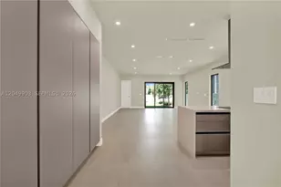 2889 SW 35th, Miami, FL 33133 - Photo 5