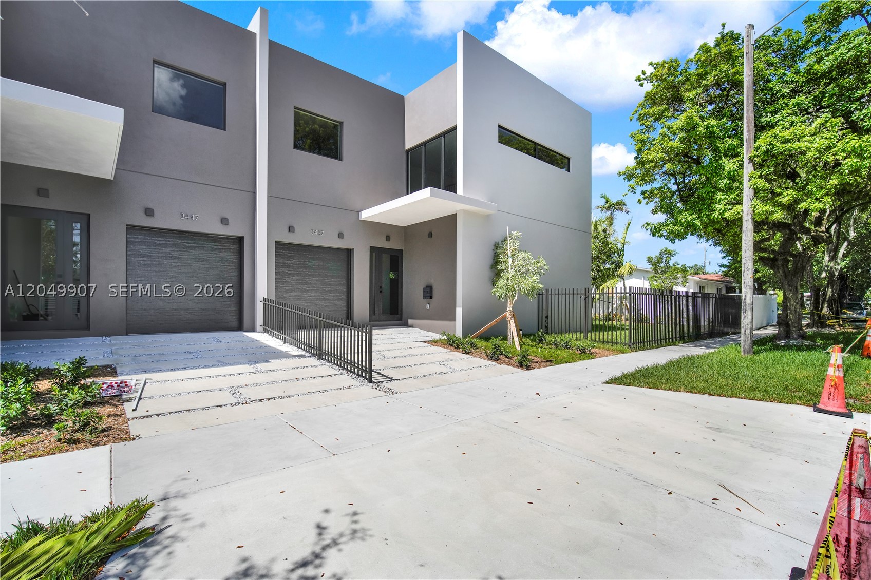 3437 SW 29th #3437 - 3437 SW 29th #3437, Miami, FL 33133 Luxury Property | Jose Angel Pina