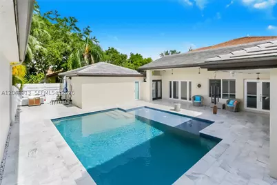 15241 NW 89th, Miami Lakes, FL 33018 - Photo 11