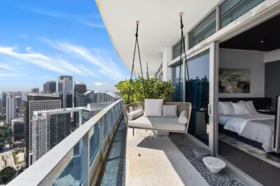 200 Biscayne Boulevard #PH-5404, Miami, FL 33131 - Photo 3