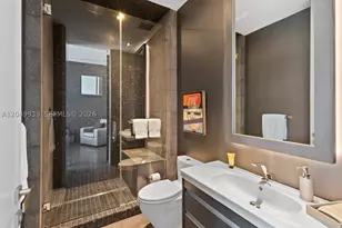 200 Biscayne Blvd, Miami, FL 33131 - Photo 37