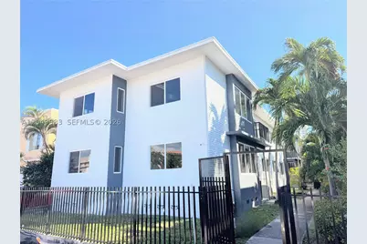 7325 Byron #8, Miami Beach, FL 33141 - Photo 11