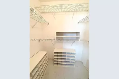 770 Claughton Island #602, Miami, FL 33131 - Photo 13