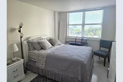 770 Claughton Island #602, Miami, FL 33131 - Photo 15