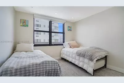 4301 Collins #403, Miami Beach, FL 33140 - Photo 7