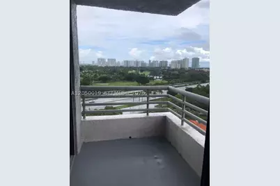 3300 NE 191st #1412, Aventura, FL 33180 - Photo 17