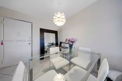 250 180th #352, Sunny Isles Beach, FL 33160 - Photo 3