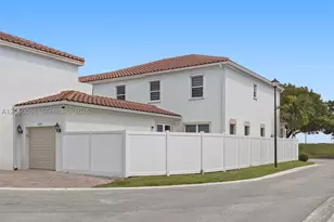 16930 SW 90th, Miami, FL 33196 - Photo 29