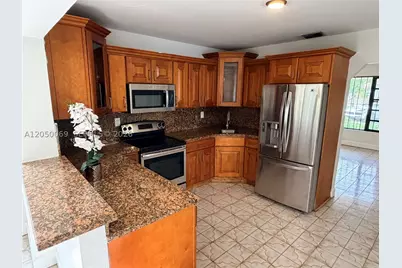 341 Aladdin, Opa Locka, FL 33054 - Photo 3