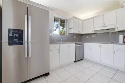 16252 Laurel #201, Weston, FL 33326 - Photo 7
