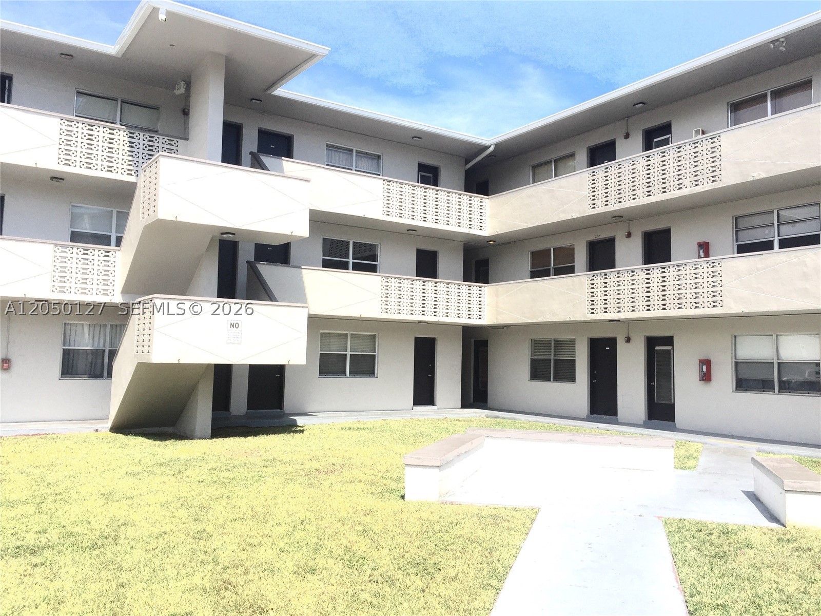 1545 NW 8th #105 - 1545 NW 8th #105, Miami, FL 33136 Luxury Property | Jose Angel Pina