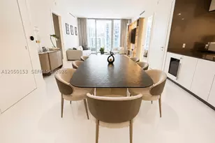 300 Biscayne Blvd, Miami, FL 33131 - Photo 7