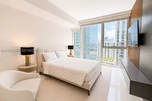 300 Biscayne Blvd, Miami, FL 33131 - Photo 15