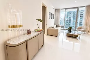 300 Biscayne Blvd, Miami, FL 33131 - Photo 17