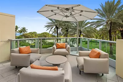 1455 Ocean #1009, Miami Beach, FL 33139 - Photo 9