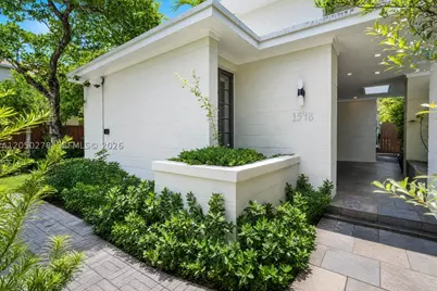 1548 Biarritz, Miami Beach, FL 33141 - Photo 37