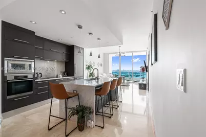 900 Biscayne #3704, Miami, FL 33132 - Photo 3