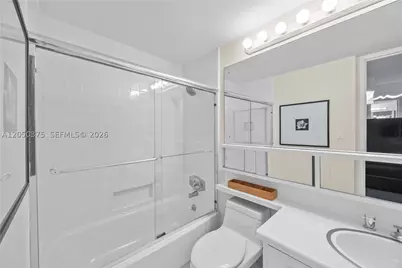 5055 Collins #9K, Miami Beach, FL 33140 - Photo 17