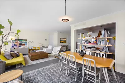 5055 Collins #9K, Miami Beach, FL 33140 - Photo 9