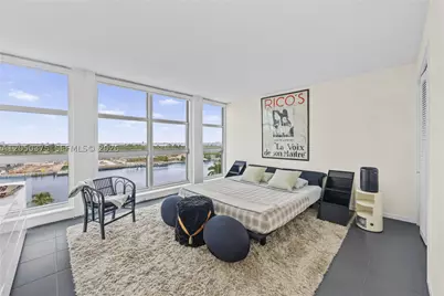 5055 Collins #9K, Miami Beach, FL 33140 - Photo 15
