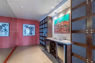 55 SE 6th, Miami, FL 33131 - Photo 35