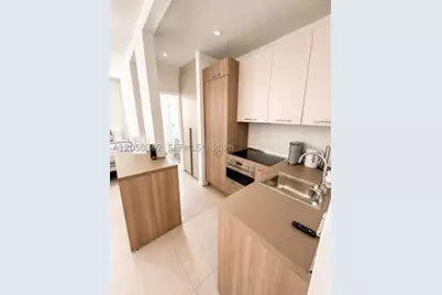 245 NE 33rd #101, Miami, FL 33137 - Photo 5