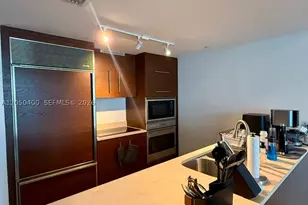 475 Brickell, Miami, FL 33131 - Photo 7