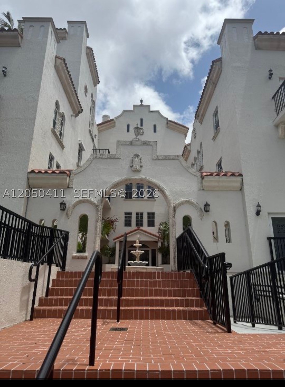 323 Navarre #203 - 323 Navarre #203, Coral Gables, FL 33134 Luxury Property | Jose Angel Pina