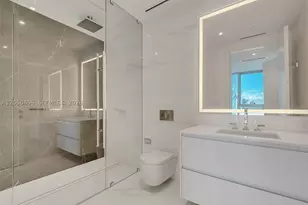 300 Biscayne Blvd, Miami, FL 33131 - Photo 19