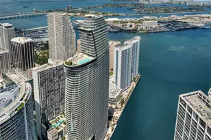 300 Biscayne Blvd, Miami, FL 33131 - Photo 25