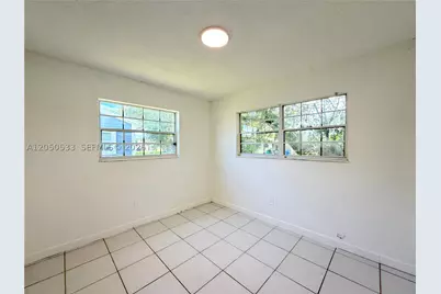 9850 W Heather, Miramar, FL 33025 - Photo 11