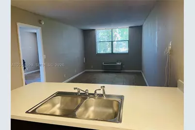 2401 Riverside #114-B, Coral Springs, FL 33065 - Photo 7