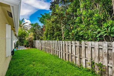 9852 NW 9th, Plantation, FL 33324 - Photo 29