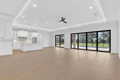 520 Caroline, Vero Beach, FL 32968 - Photo 5