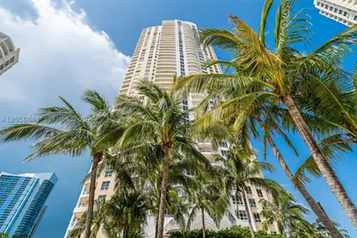848 Brickell Key #LPH4401, Miami, FL 33131 - Photo 39